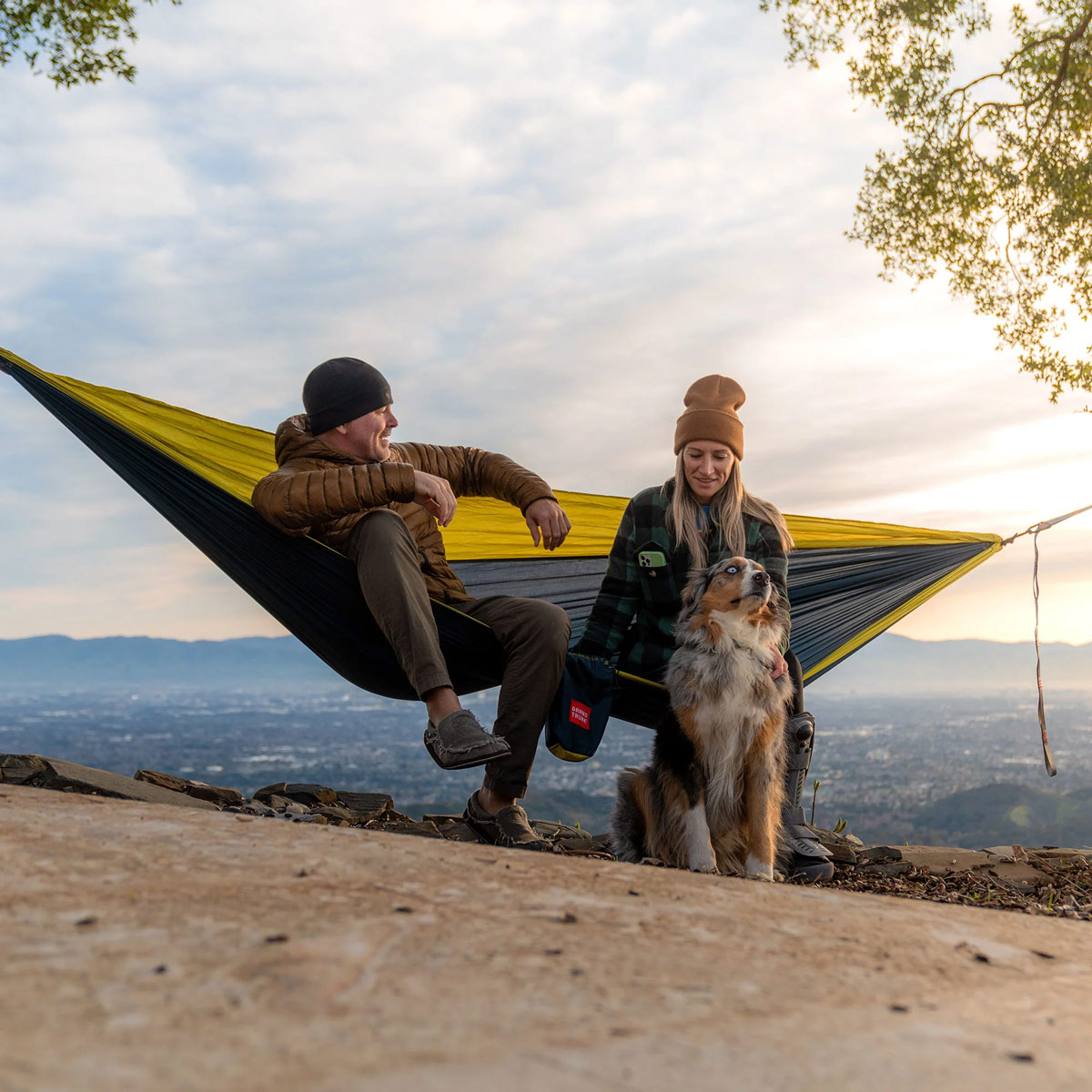 Grand Trunk Double Deluxe Hammock w/Straps, Charcoal/Magenta