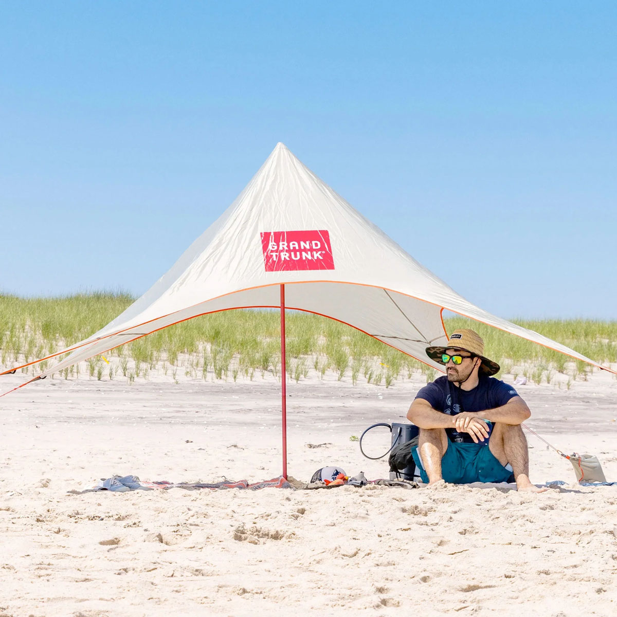 Grand Trunk Shadecaster 2-Person Sunshade, Storm