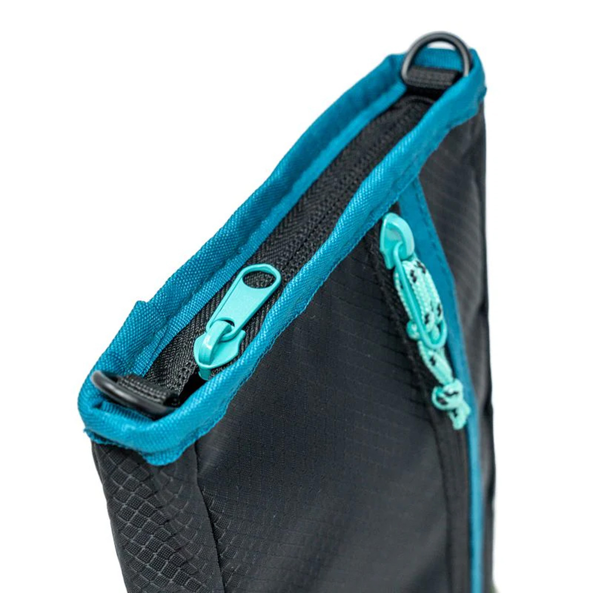 Chums Indio Sling, Black/Teal/Olive