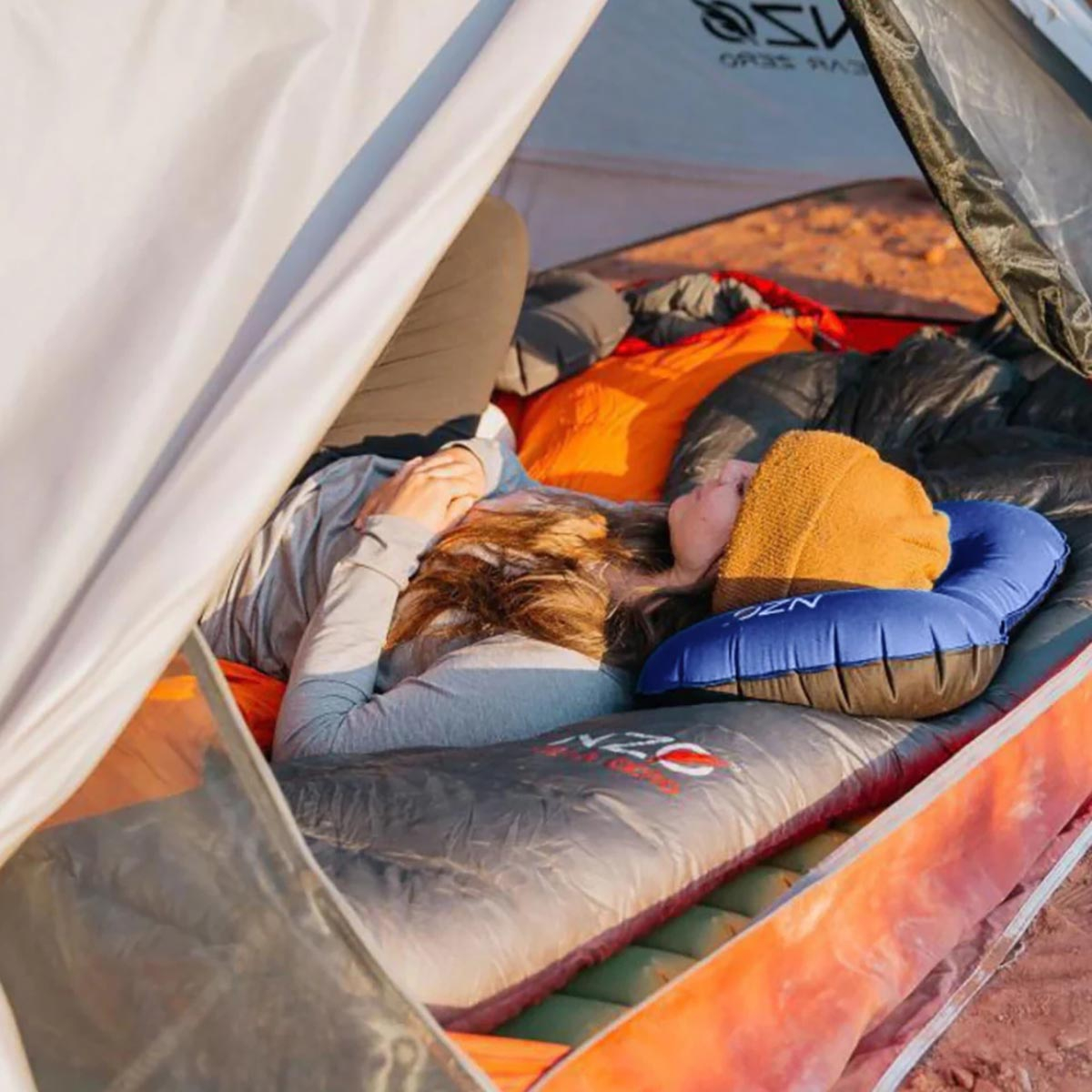 Near Zero Inflatable Camping Pillow 3 Near Zero Inflatable Camping Pillow